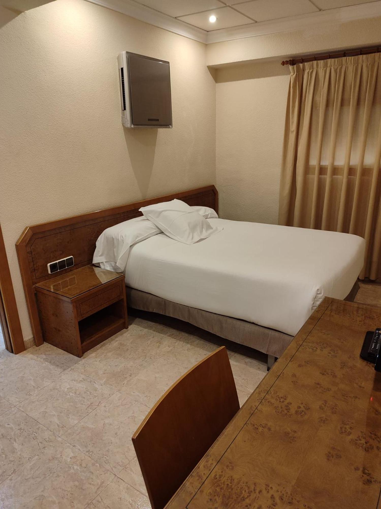 Hostal Moreno Silla Exteriér fotografie