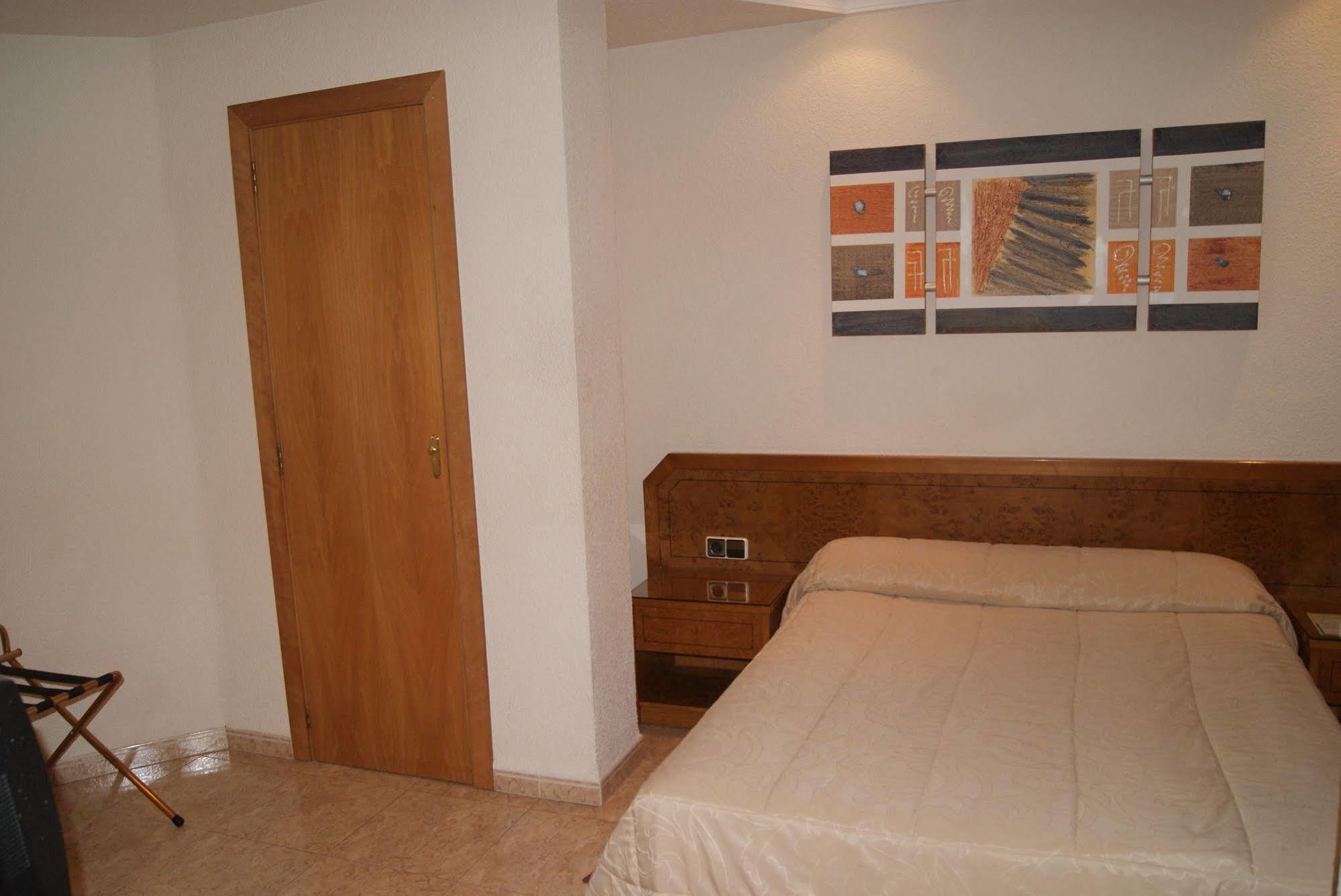 Hostal Moreno Silla Exteriér fotografie