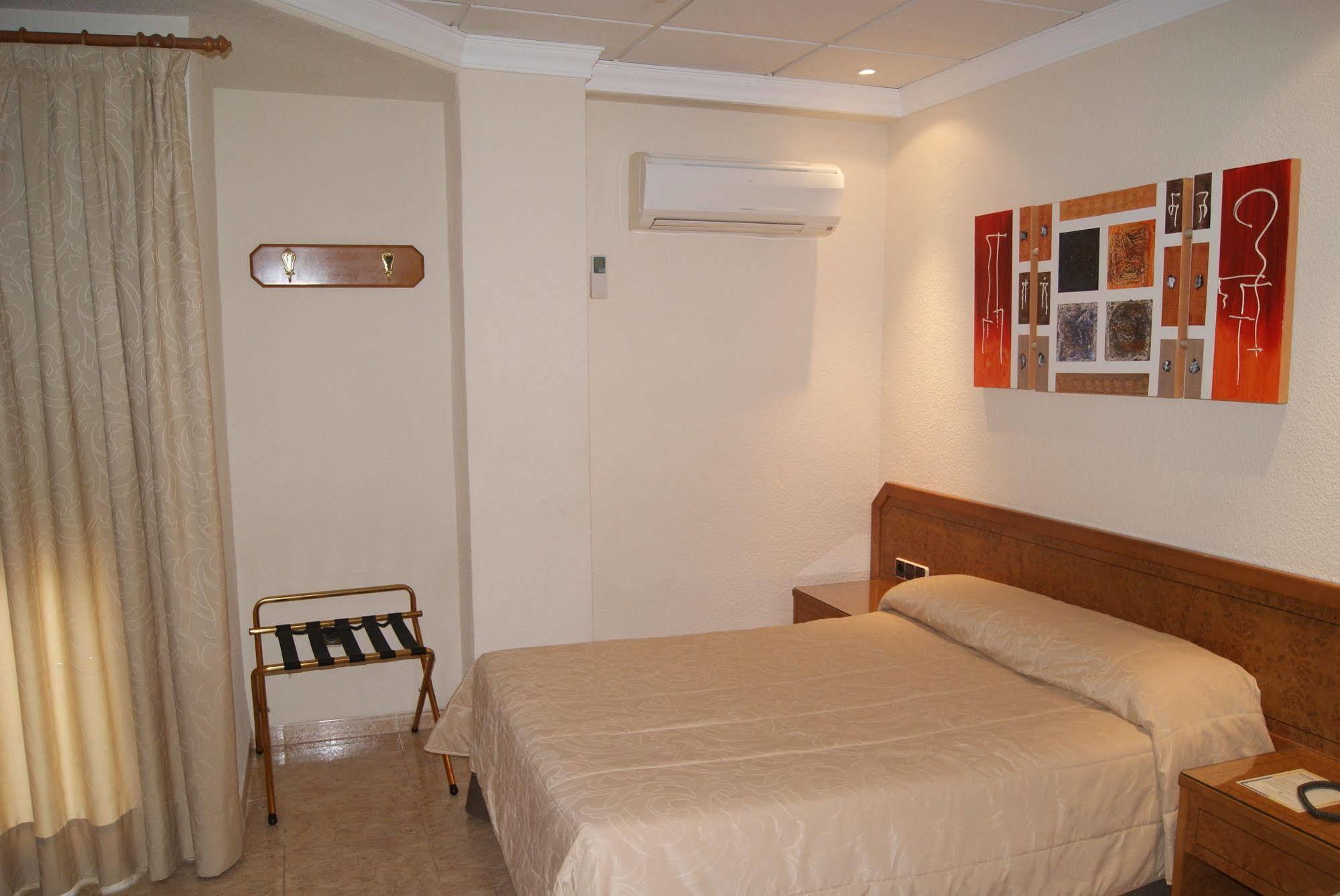 Hostal Moreno Silla Exteriér fotografie